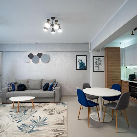 Moonlight Mamaia Apartments Extérieur photo