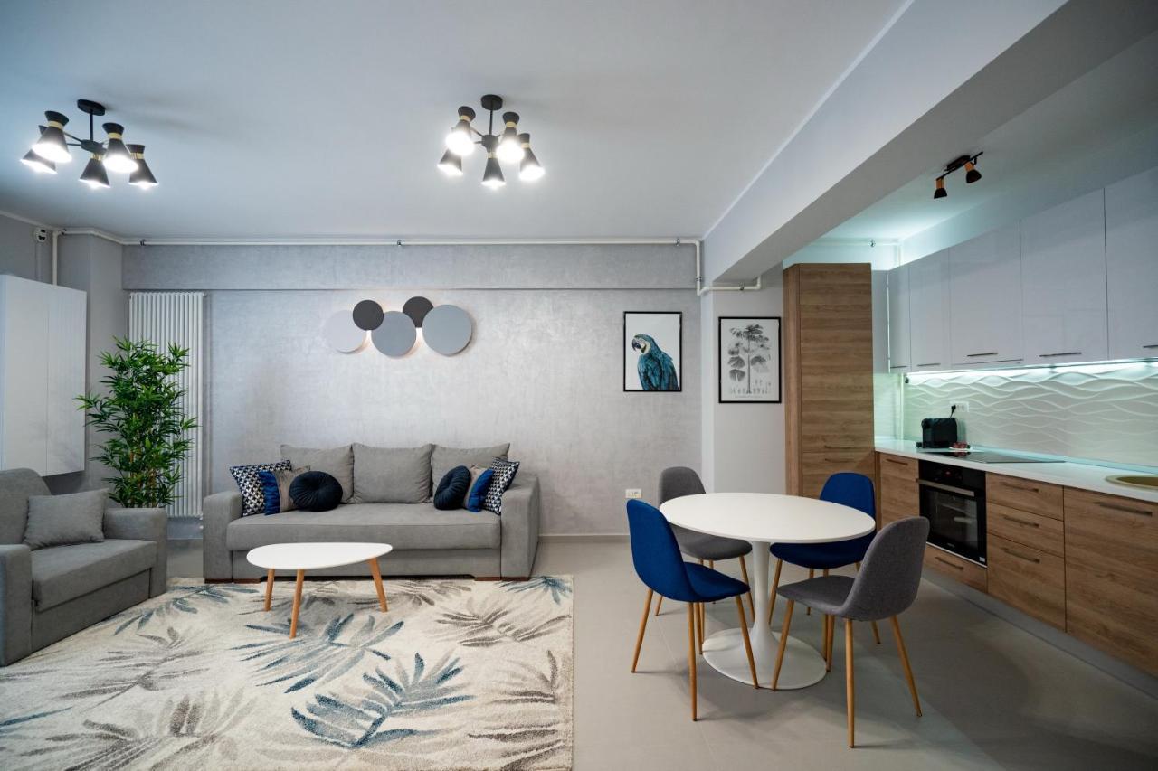 Moonlight Mamaia Apartments Extérieur photo