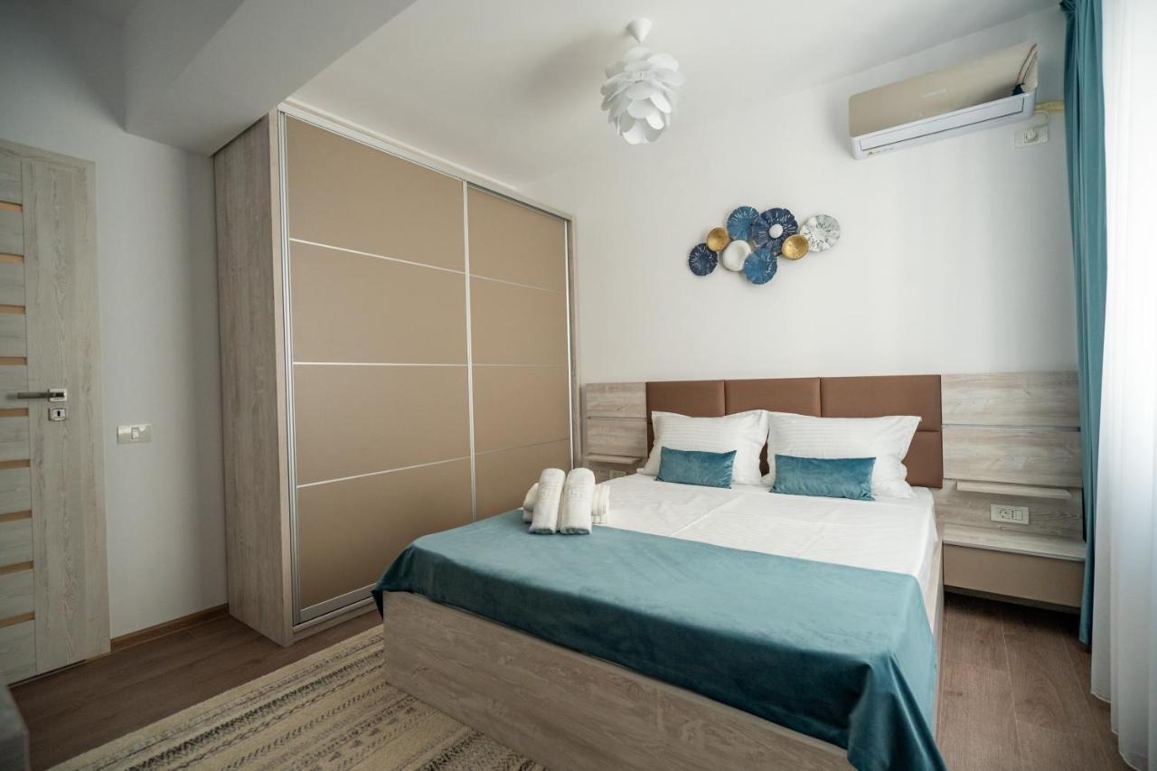 Moonlight Mamaia Apartments Extérieur photo
