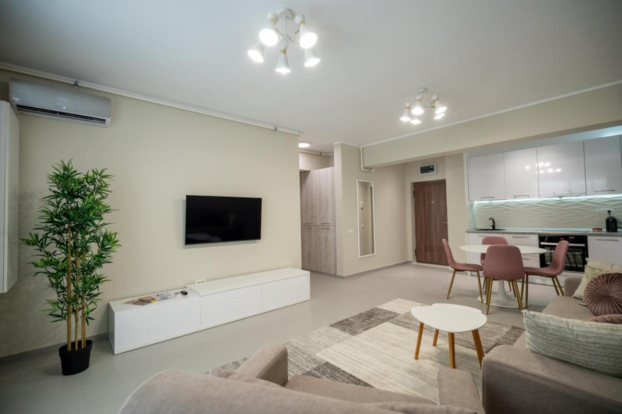 Moonlight Mamaia Apartments Extérieur photo